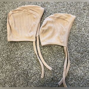 H&M organic cotton pointelle baby bonnets